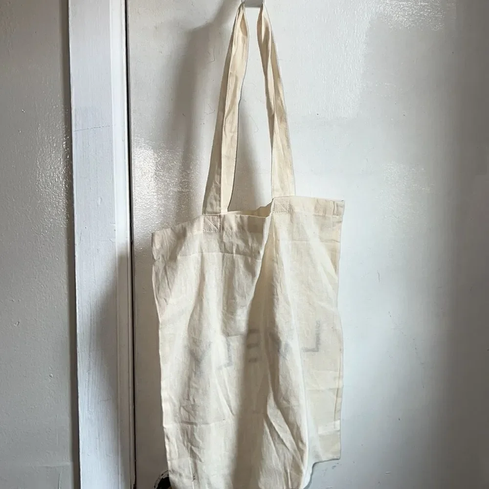 LIVELY Tote Bag